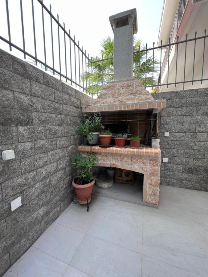 Modern Close To Airport With Gym And Bbq Apartment Heraklion (Crete)