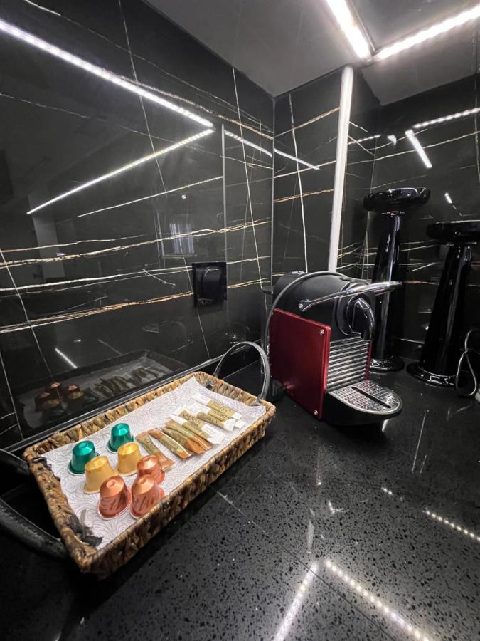 Modern Close To Airport With Gym And Bbq *