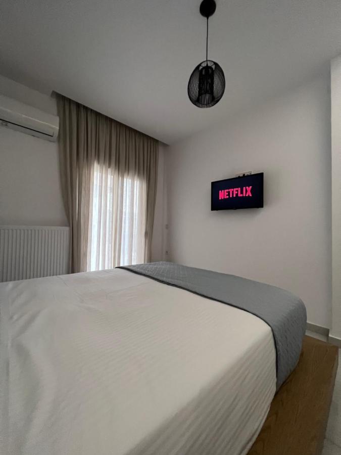 Modern Close To Airport With Gym And Bbq Apartment Iraklio
